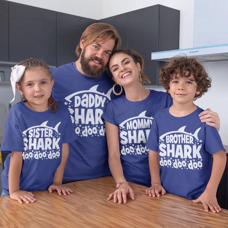 How to Buy a Wonderful Family T-Shirt Combo in India?